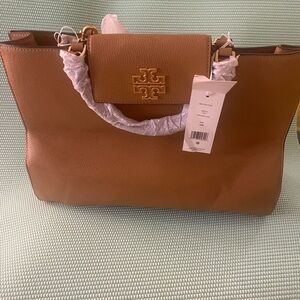 NWT Tory Burch Britten Tote 138773 Crinkling in Bag as shown in photos Discounts